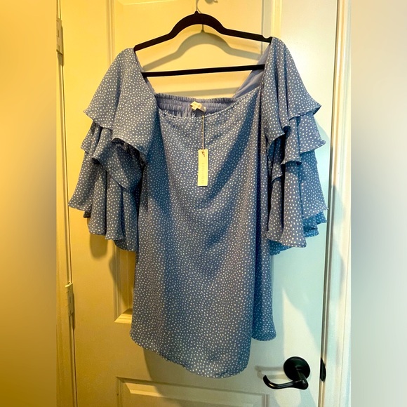 Vici Dresses & Skirts - NWT Vici dress